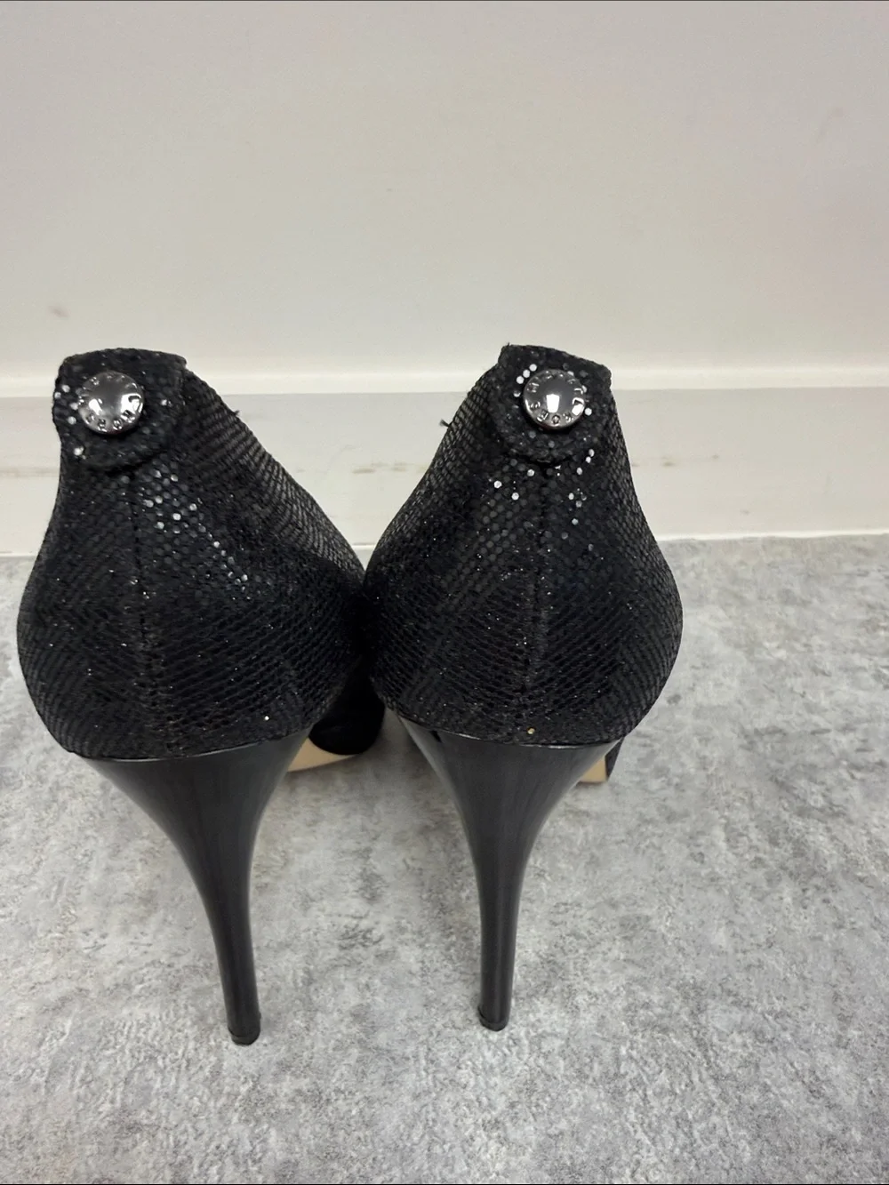 Michael Kors Black Sequin Peep-Toe Stiletto Heels sz 6